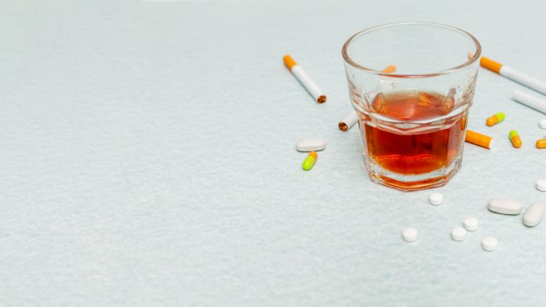 Sodbrennen durch Alkohol, Zigaretten und Tabletten